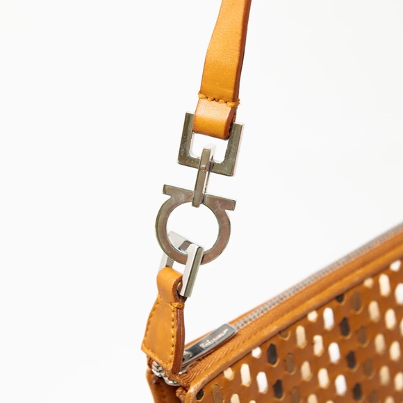 Salvatore Ferragamo Brown Woven Baguette Bag - Picture 12 of 13